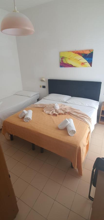 Hotel Vela Azzurra 里米尼 外观 照片