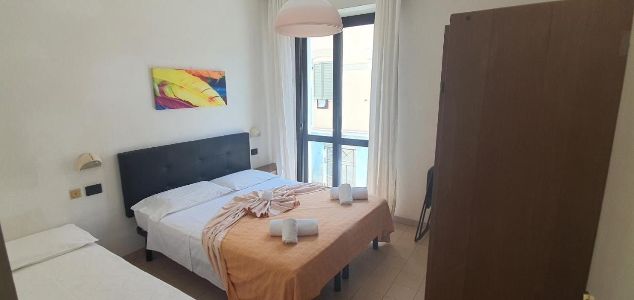 Hotel Vela Azzurra 里米尼 外观 照片