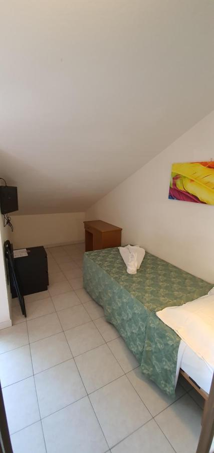 Hotel Vela Azzurra 里米尼 外观 照片