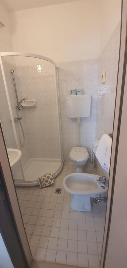 Hotel Vela Azzurra 里米尼 外观 照片