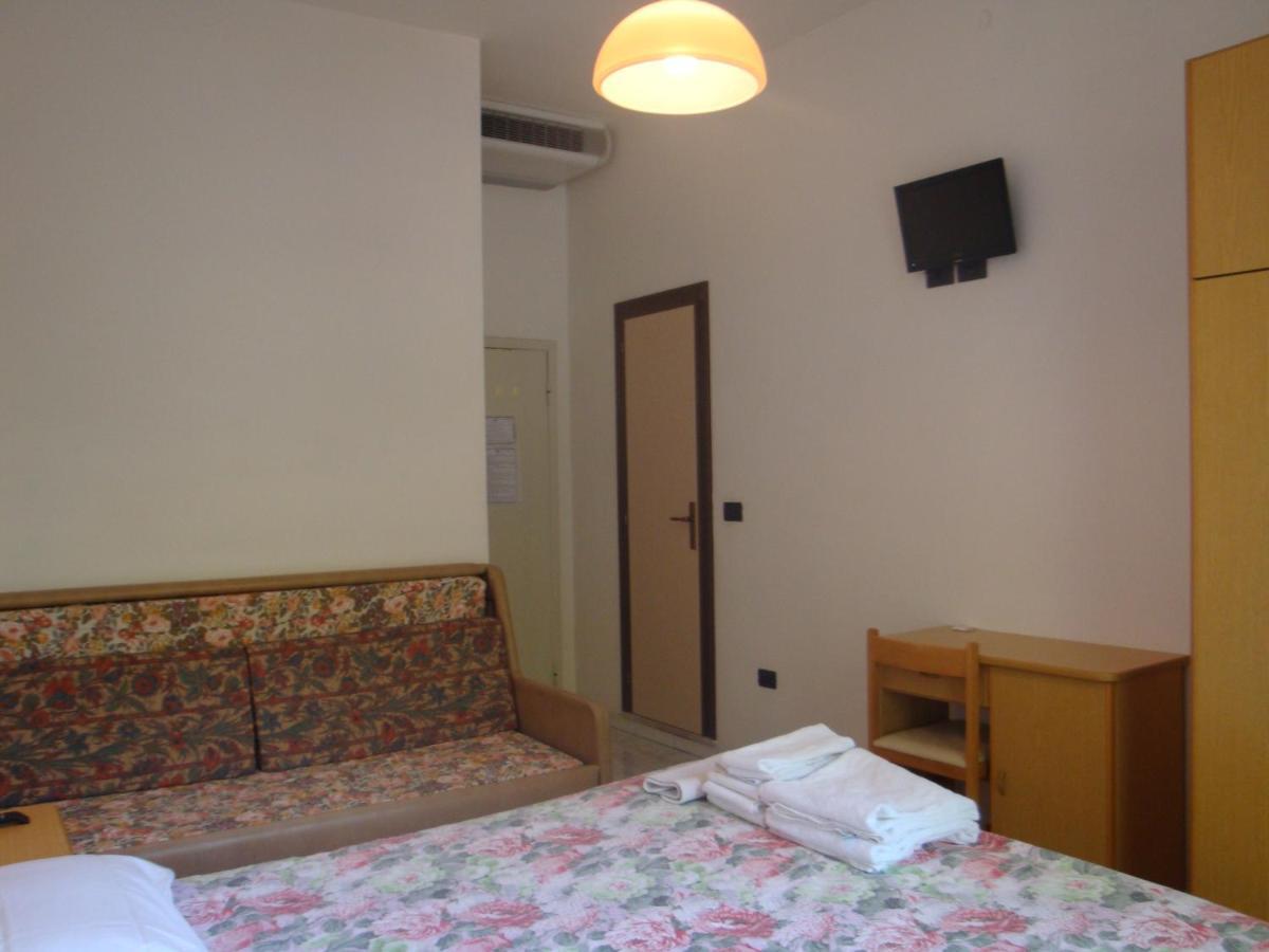 Hotel Vela Azzurra 里米尼 客房 照片