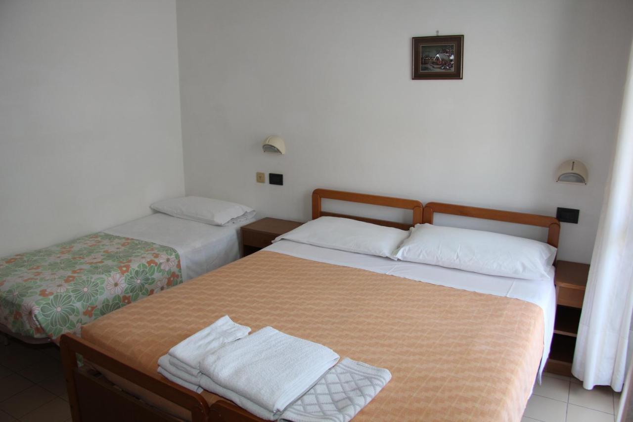 Hotel Vela Azzurra 里米尼 客房 照片